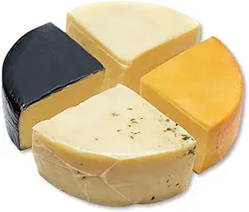 Kit 4 Queijos Parmesão Artesanais 550g Serra da Canastra - Tradicional, Temperado, Defumado e Capa Preta. Perfeito para tábuas de frios e receitas gourmet, Presentes, encontros, vinho, festas e Reunioes