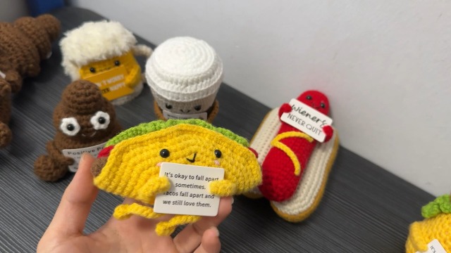 Handmade Crochet Taco Doll – Cute Emotional Support Gift For Valentine's, Birthday, Christmas