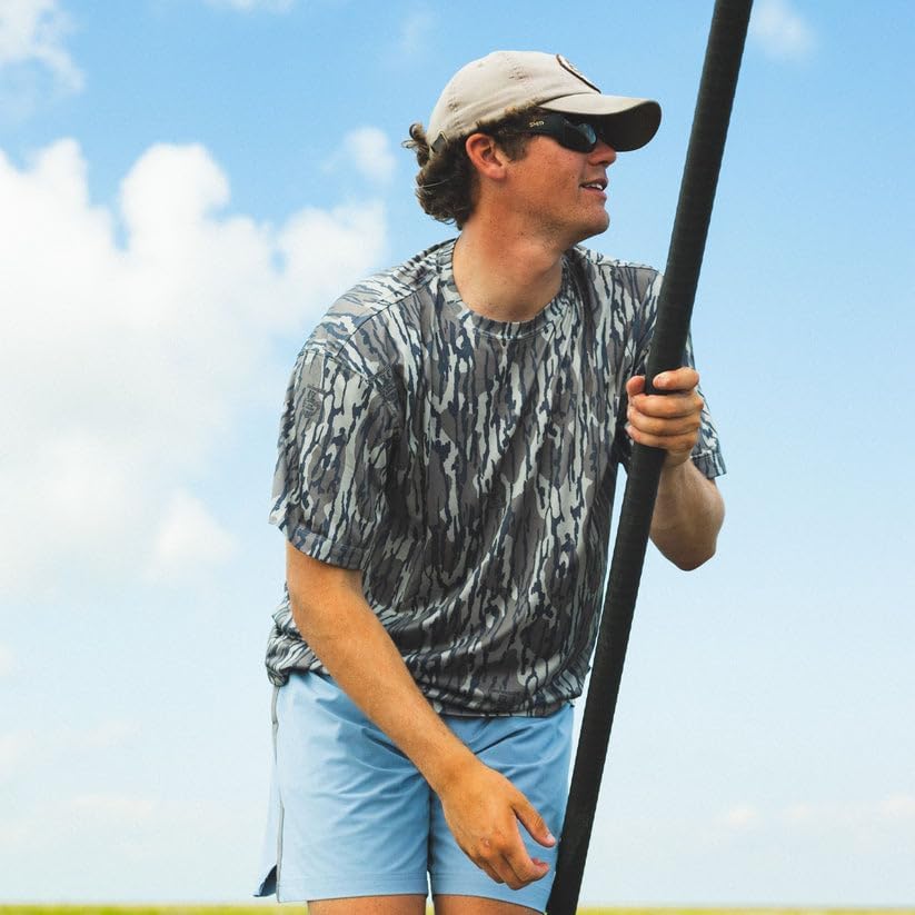 Mossy Oak Men's Sun Protection Shirts for Fishing, Swim, and UV Protection Short Sleeve