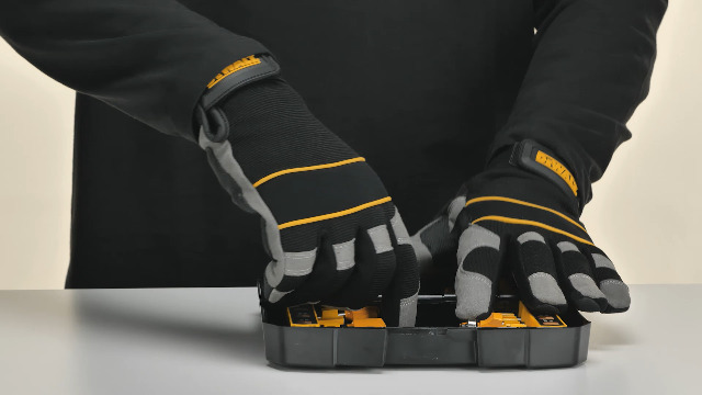 Set Di 4 Frese Per Legno DeWalt - 20/22/25/32 Mm - Gambo In Acciaio Per Legno Duro E Con Chiodi - Foto 11