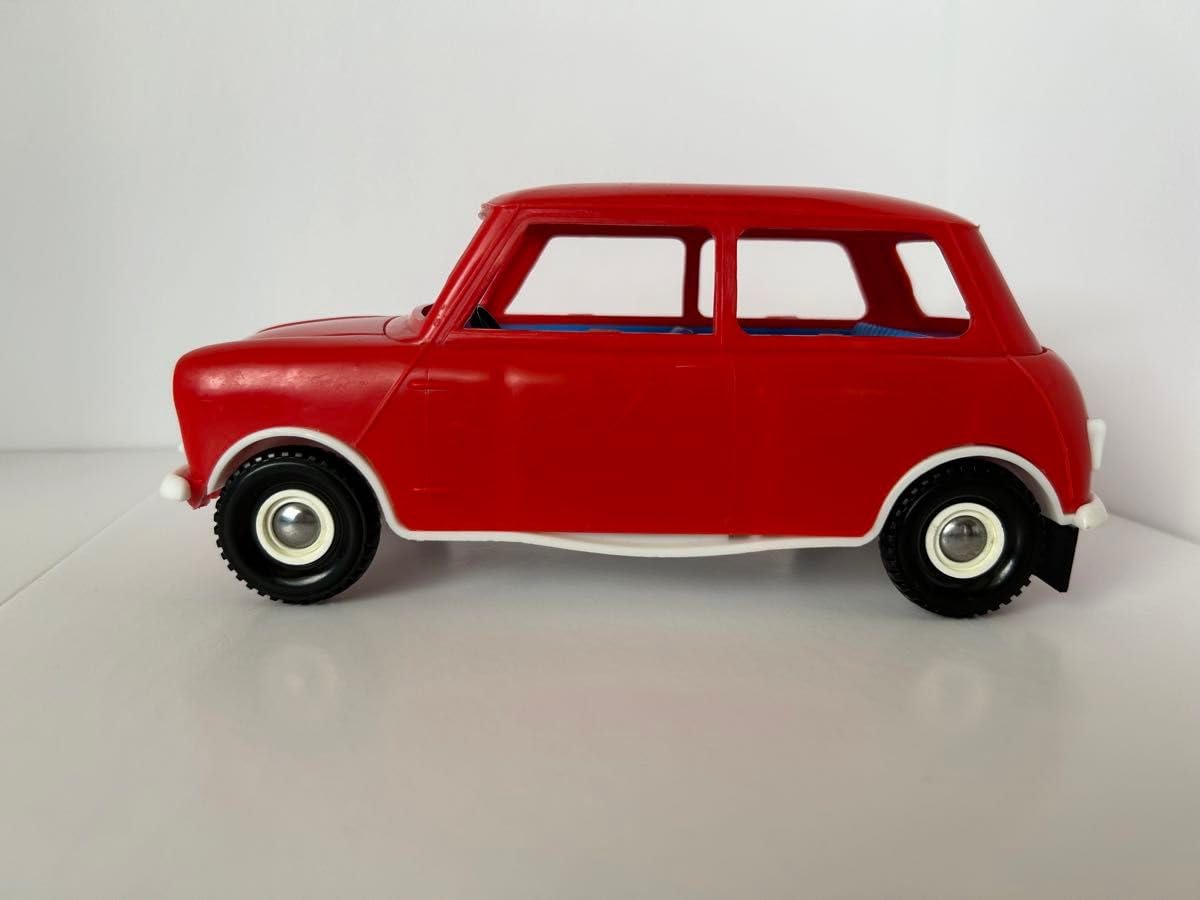 レア！　フィンランド　LOHJAN プラスチック製　ミニクーパー　ヴィンテージ Amazon.co.jp: レア フィンランド LOHJAN プラスチック製 ミニ
