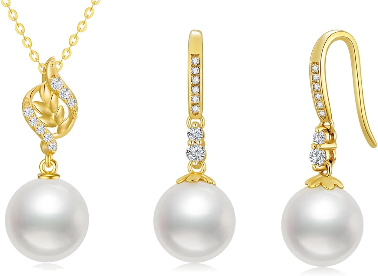 10k Gold Diamond Pearl Necklace...
