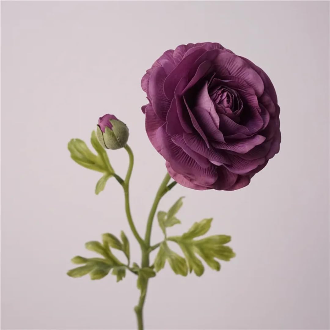 Fleurs artificielles de lotus violet pour créer une ambiance zen à la maison