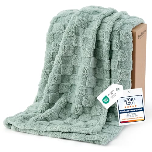 Bedsure GentleSoft Sage Green Throw Blanket for Couch - Checkered Fleece Mothers Gifts Day Blankets, Cute Soft Cozy Spring Summer Throw for Bedroom Home Decor Gifts for Girls, 50x60 Inches
