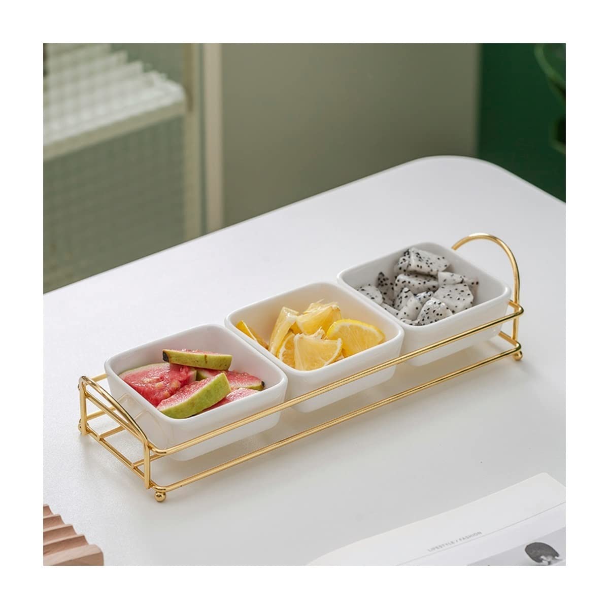 Snack bowl et assiettes à salade en céramique pour apéritif entre amis
