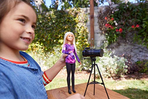 Barbie astrophysicist doll, rubia con telescopio y mapa estelar miniatura 2