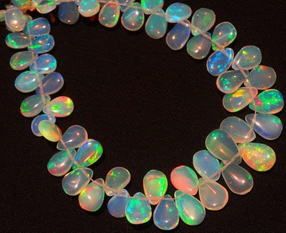 Opal Welo éthiopien perles poire LKBEADS pour création bijoux