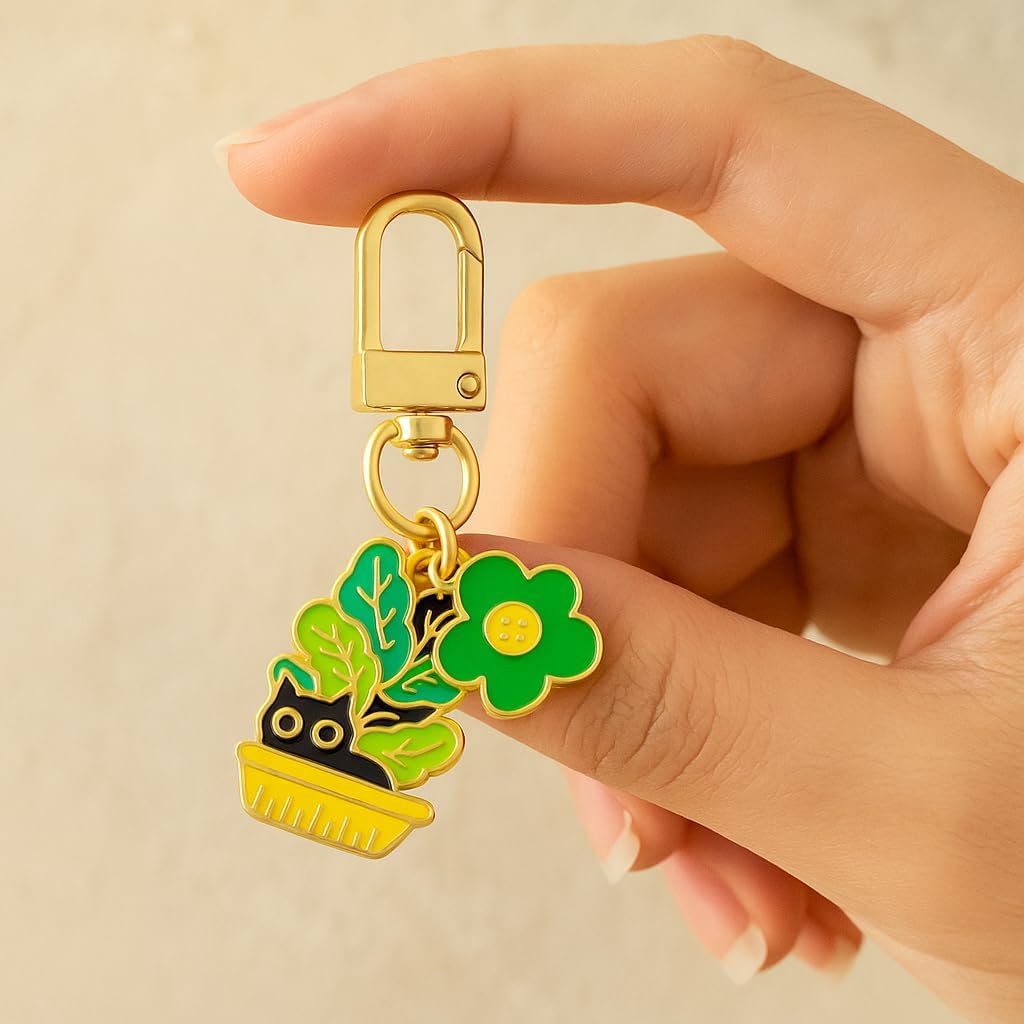 Cat Keychain – Green Clover and Hidden Black Cat in Green Leaves, Gifts For Women Funny Boo Basket Stuffers For Women Girls - Image 3