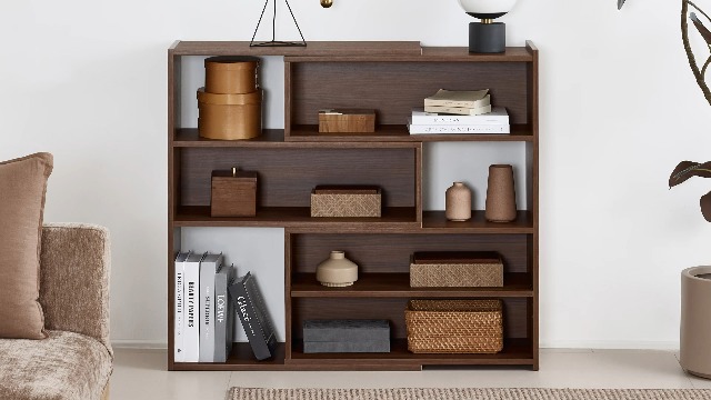 Amazon｜VENTOTA ラック シェルフ 伸縮 最大幅120cm 角度調節 本棚