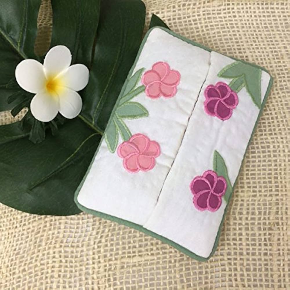 ハワイアンキルト　エプロン　マット　ティッシュケース　コースター４枚　メガネ入れ ハワイアンキルト エプロン マット ティッシュケース コースター