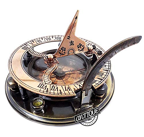 Brújula de latón con reloj solar y acabado antiguo