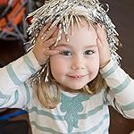 Sumind 4 Pieces Foil Tinsel Wigs Fancy Dress Shiny Party Wig Adults Metallic Cosplay Supplies (Gold, Silver, Red and Pink) - Image 4
