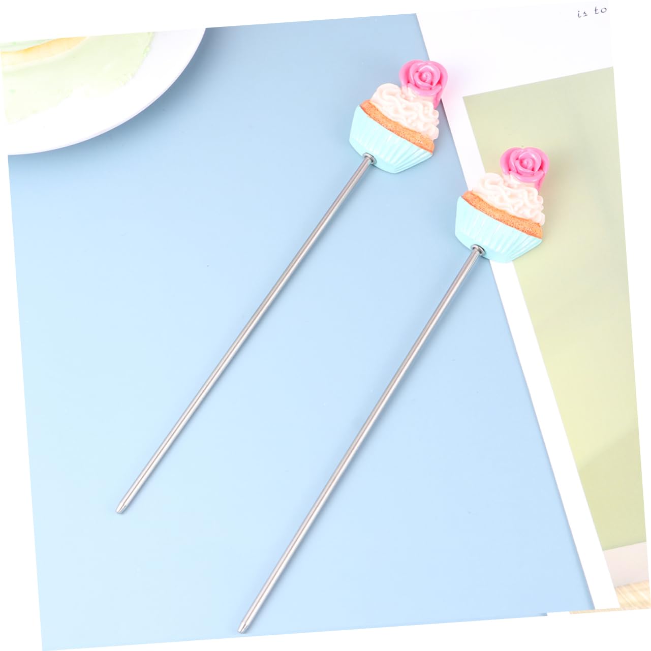 OKUMEYR 2pcs Stainless Steel Cake Tester with Chic Safflower Design Baking Tool for Testing Cakes Muffins and Bread Easy to Use and Convenient Baking Accessory