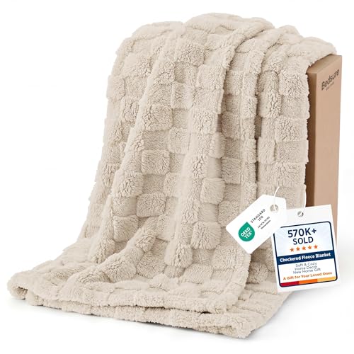 Bedsure GentleSoft Beige Throw Blanket for Couch - Checkered Fleece Blankets Gifts for Kids Girls Cute Soft Cozy Throw for Bedroom Home Decor Gifts 50x60 Inches