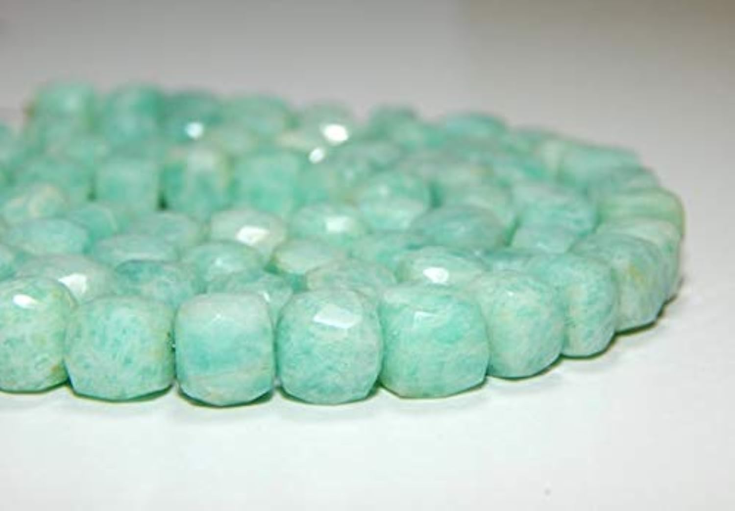 Perles amazonite cube facetté pierre naturelle 8.9x6mm fil 9 pouces HIGH-41827