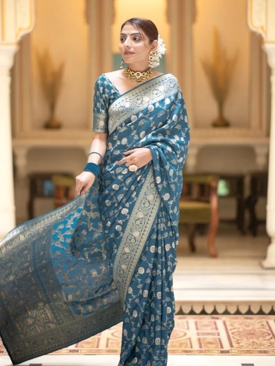Image of Flosive Women's Soft Kangivaram Silk Saree With Copper Zari Weaving With Boluse