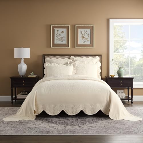 Charleston Estate Modern Farmhouse Floral Matelasse Bedspread with Scalloped Edges, 100% Cotton Breathable Bedding, Full/Queen, Ivory Floral