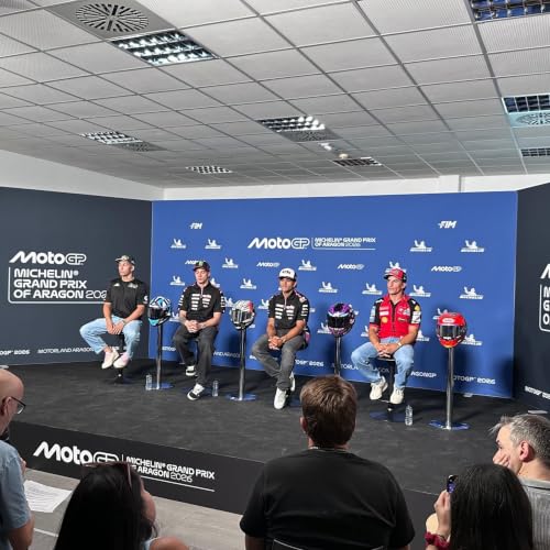 Paddock Notes: Aragon Thursday &ndash; Salut Johann! And more 2027 chat