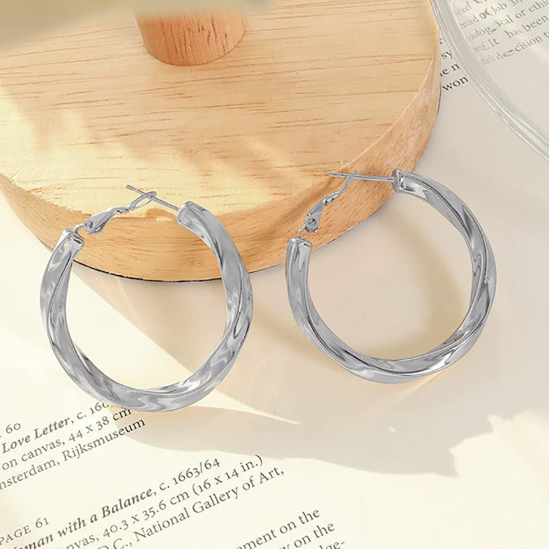 14K Gold Twisted Round Hoop Earrings for Women,Dainty Twisted Shape Huggie Earrings,Fashion Jewelry Gift for Her4