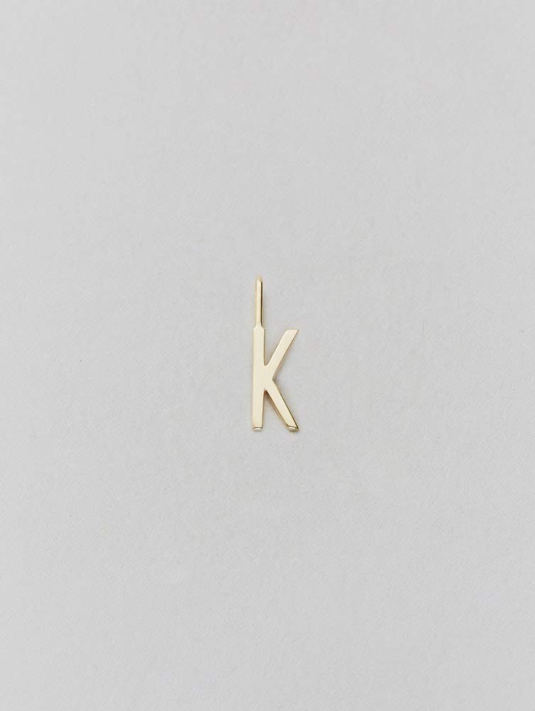 Colgante Design Letters de 10mm dorado con letras de la A a la Z modelo K talla única
