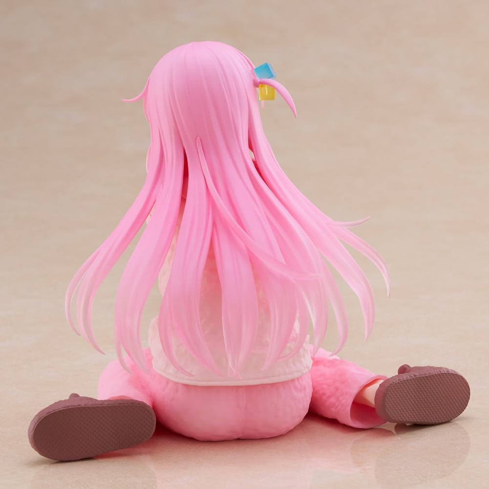 LUNK Goto Hitori Figure Sitting Anime Girl Figure Model Pink Pajamas Kneeling Goto Hitori Action Figurine Collection Sculpture Desk Ornament 10cm