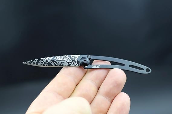 Deejo 15g, Black, Polynesian Çakı