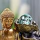 Brunnen Buddha Arya - Zimmerbrunnen Buddha Abnehmbar - Geschenke - Deko-Objekt Zen Buddhismus - Tischbrunnen LED-Licht - Geschlossener Kreislauf - Braun und Gold - H 26cm - Zen’Light