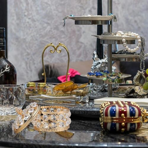 Bibelot et boîte à bijoux en fer avec compartiments de présentation