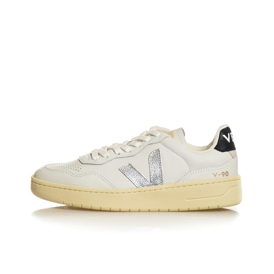 VEJA V-90 Sneaker