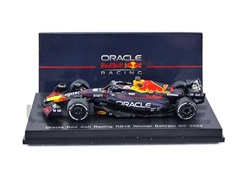 Amazon | ☆ スパーク 1/64 オラクル レッドブル レーシング