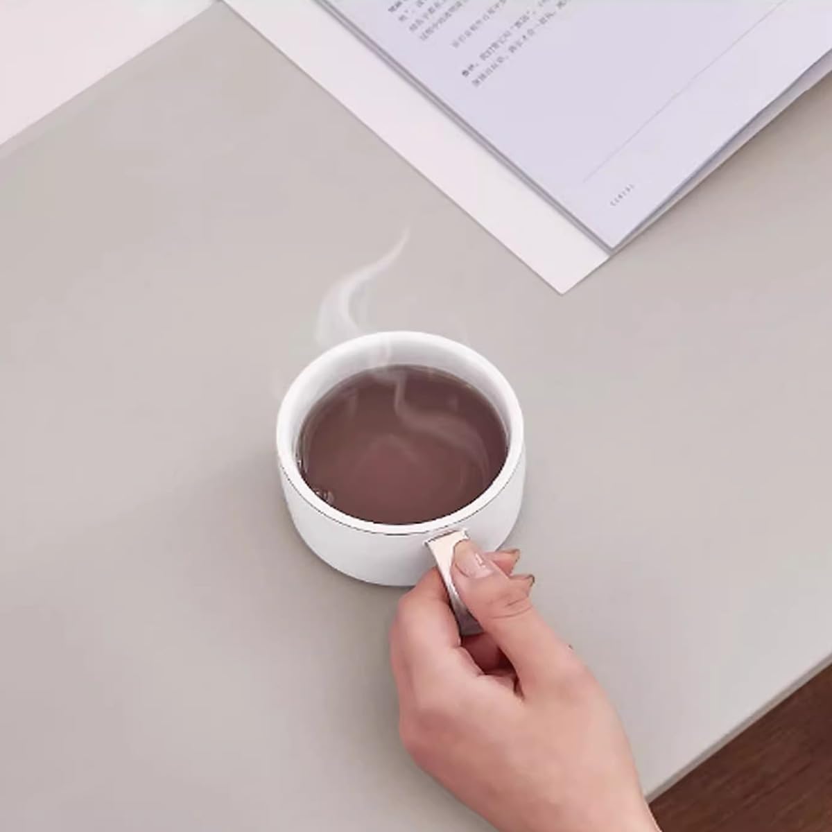 Schreibtischunterlage mit Kantenschutz, große Büro-PU-Leder-Tischmatte für Büro, Zuhause, Arbeit, Studium, Tippen, wasserdicht, schmutzabweisendes Maus- und Tastaturpad (Schwarz, 120x60 cm)