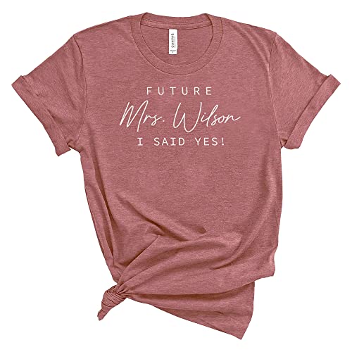 FLOCHIL Women's Future Mrs Personalized Wedding T-Shirt, Red, Small, Short Sleeve, Crew Neck, Ribbed Collar, Straight Hem, Modern Style, Wedding & Bridal Shower Construction