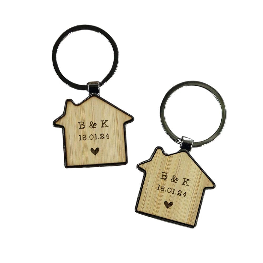 eBuyGB Personalised House Shaped Keyrings with Initials & Date, Set of 2 Housewarming Gift, New Home, His & Hers, Gifts for Homeowner, Moving House, Couples Keyrings