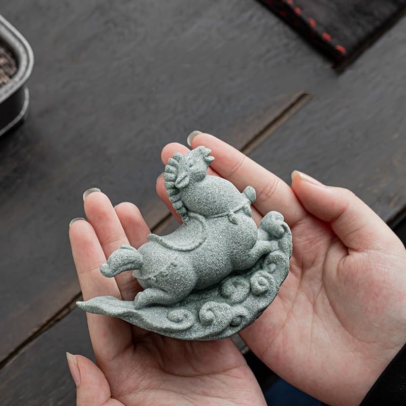 GUERNSEY Tea Pet Study Desk Decoration Green Sandstone Tea Pet Ornaments Can Be Used to Raise Tea and Play Fish Tank Landscaping Tea Pet Statue Ornament(A)