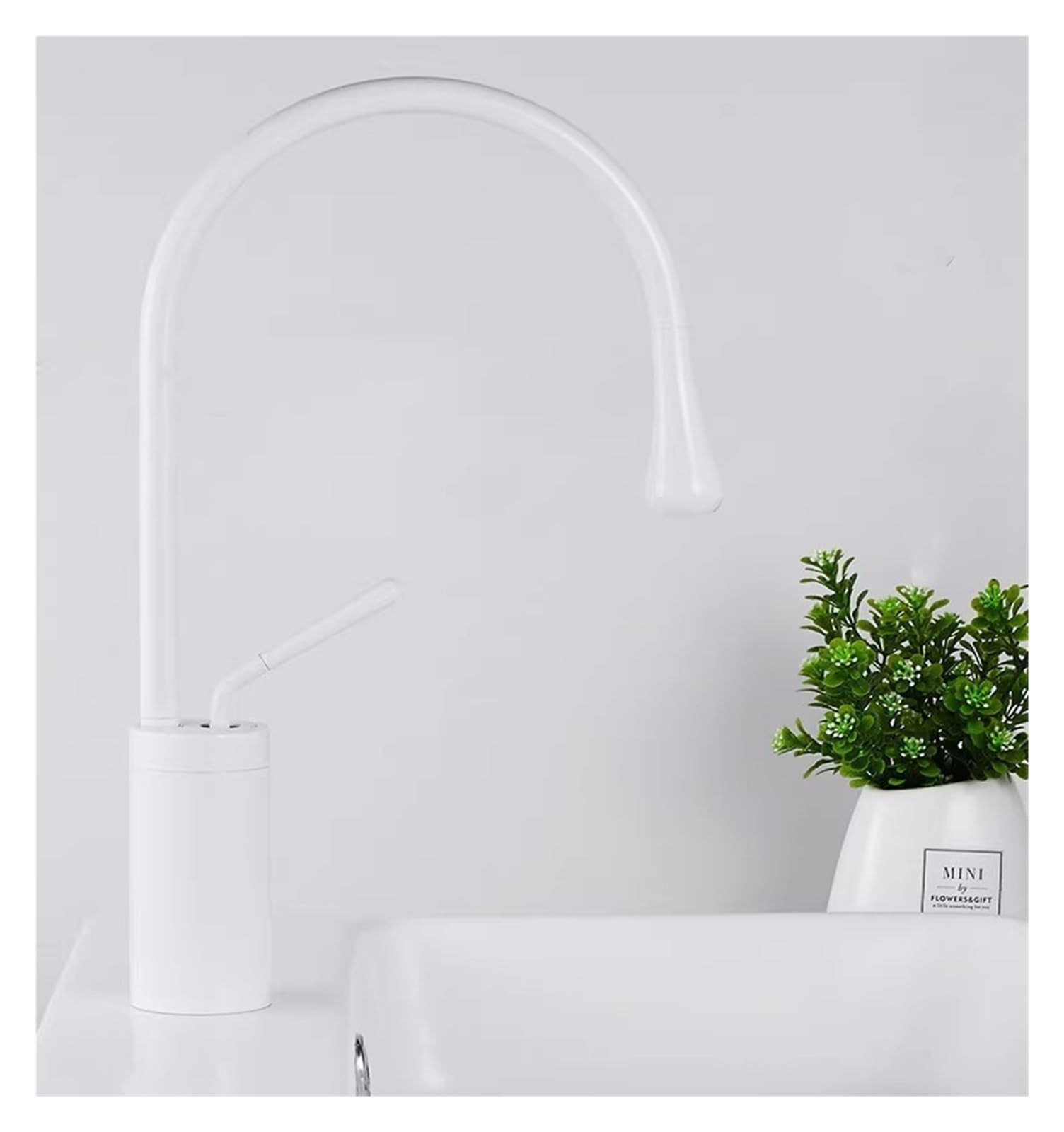 ZYCHSJXA Pull Out Sprayer Countertop Mount Matte Black Mixer Faucet 360 Degree Swivel Kitchen Sink Hot and Cold Water Faucet(White)