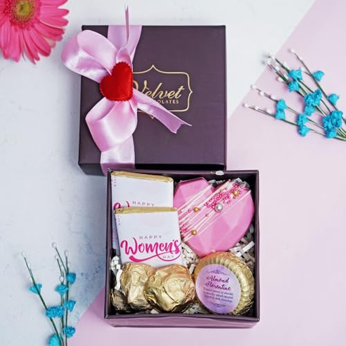 Image of Velvet Fine Chocolates Gift Hamper Sweet Love inchHeartfelt Chocolate Delights