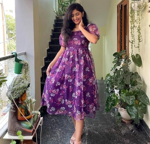 Image of Women's Floral Printed Georgette Standard Regular Fit and Flare Casual Knee Length Western Dress