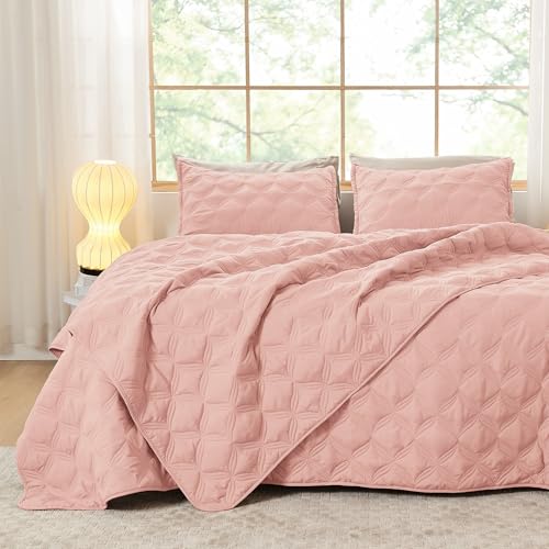 Image of Litanika Queen Quilt Bedding Set, Blush Pink Summer Lightweight Soft Comforter Bedspreads & Coverlets, Boho Farmhouse Bedding Cover Bed Decor All Season, 3 Pieces (1 Quilt, 2 Pillowcases)