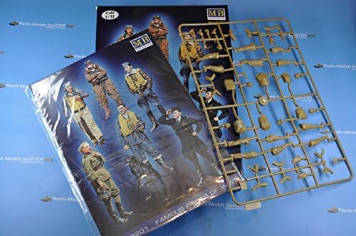 Master Box Plastic Model Famous Pilots of WWII. KIT 1 1/32 3201