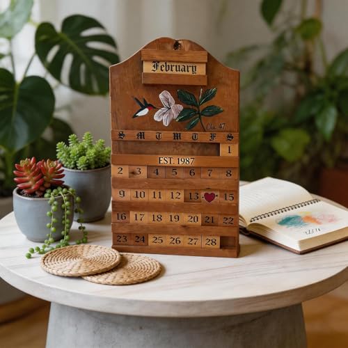 Calendario de bloques de madera con colibrí tallado para mesa 3