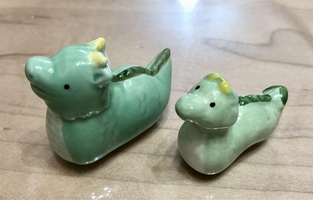 Amazon.co.jp: ナチュラルキッチン お正月 竜の子オブジェ 箸置き 干支