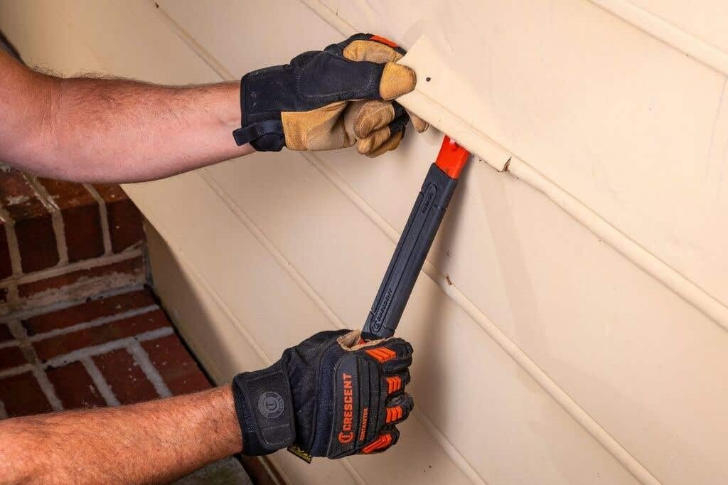 Crescent 13" Flat Pry Bar with Grip - FB13-06 - Image 4