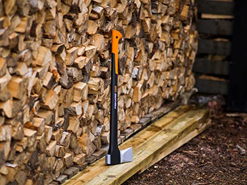 Fiskars Spaltaxt, Inklusive Klingen- und Transportschutz, Länge: 72 cm, Antihaftbeschichtet, Hochwertige Stahl-Klinge/Glasfaserverstärkter Kunststoff-Stiel, Schwarz/Orange, X25–XL, 2,4 kg, 1015643 – Bild 5