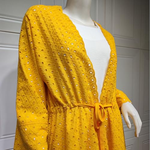 Cardigan ouvert sur le devant et robe longue pour sublimer la silhouette