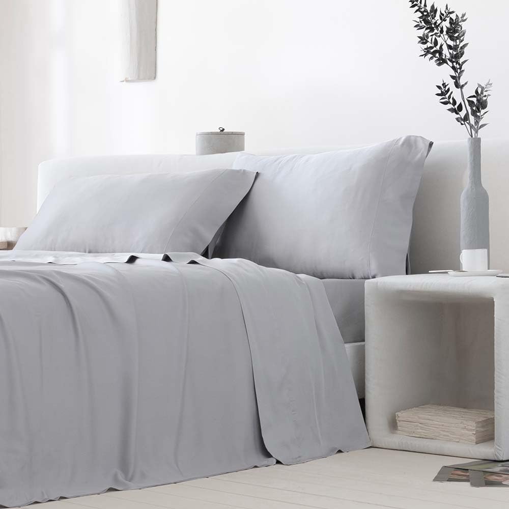 COTTON ARTean Zestaw pościeli Bambusowy Szary. ORGANICZNE i HIPOALERGENICZNE Łóżko 90 x 190/200. Kolor szary. ECOFRIENDLY
