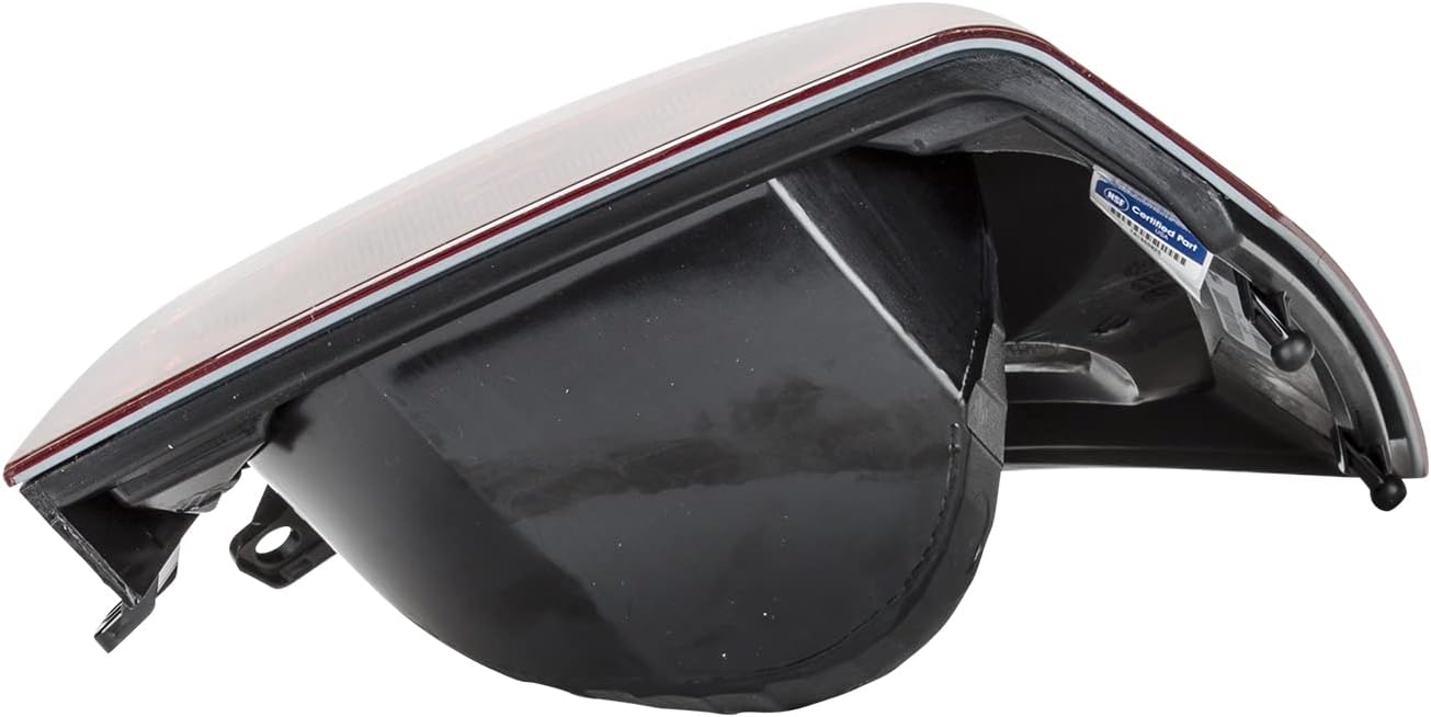 TYC 11-6203-90-1 Dodge Caliber Right Replacement Tail Lamp