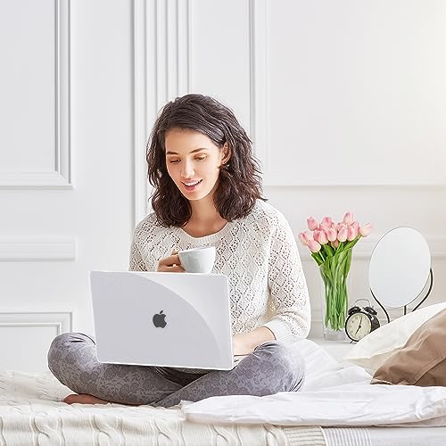 Crystal Clear Case for MacBook Pro 16-inch Laptop M5 M4 M3 M2 M1 A3429 A3428 A3403 A3186 A2991 A2780 A2485 2026-2021 Release, 5 in 1 Plastic Hard Shell&Keyboard Cover&Screen Protector&Webcam Cover by iDonzon - Image 3