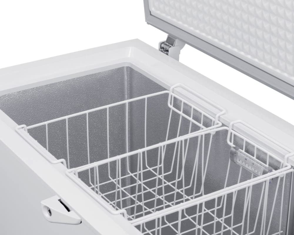 Summit Appliance Scfm73sl Commercially Listed 6.7 Cu.Ft. Chest Freezer In White With Stainless Steel Corner Guards, Manual Defrost, Stainless Steel Look Lid, Interior Light, And Lock on Fridge.com - View 6