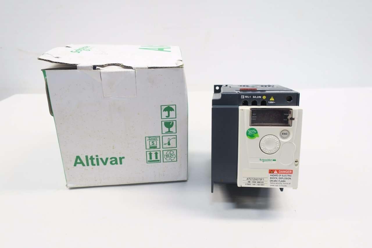 New SCHNEIDER ATV12H075F1 ALTIVAR 120V 240V 0-400HZ 4.2A 1HP Motor Drive D527820