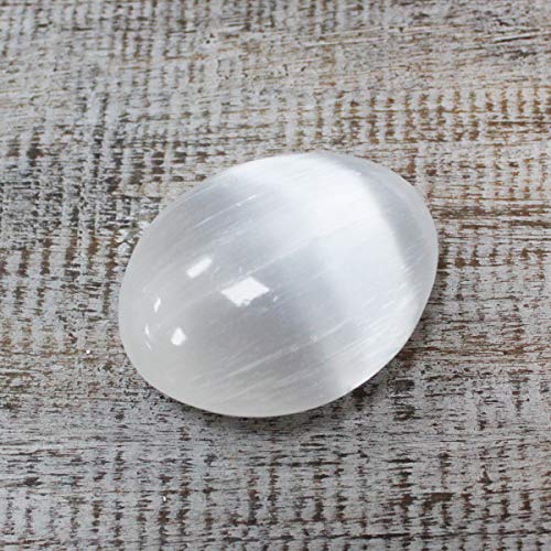 Ancient Wisdom Selenite Polie-Oval Stone Carved Piercing, White, Single, único